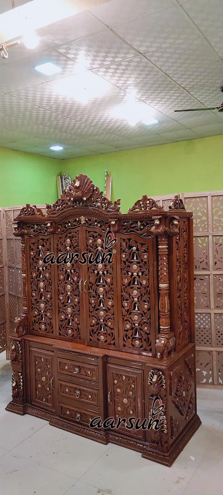 Designer Temple with 2-Fold Doors YT-492 View 5