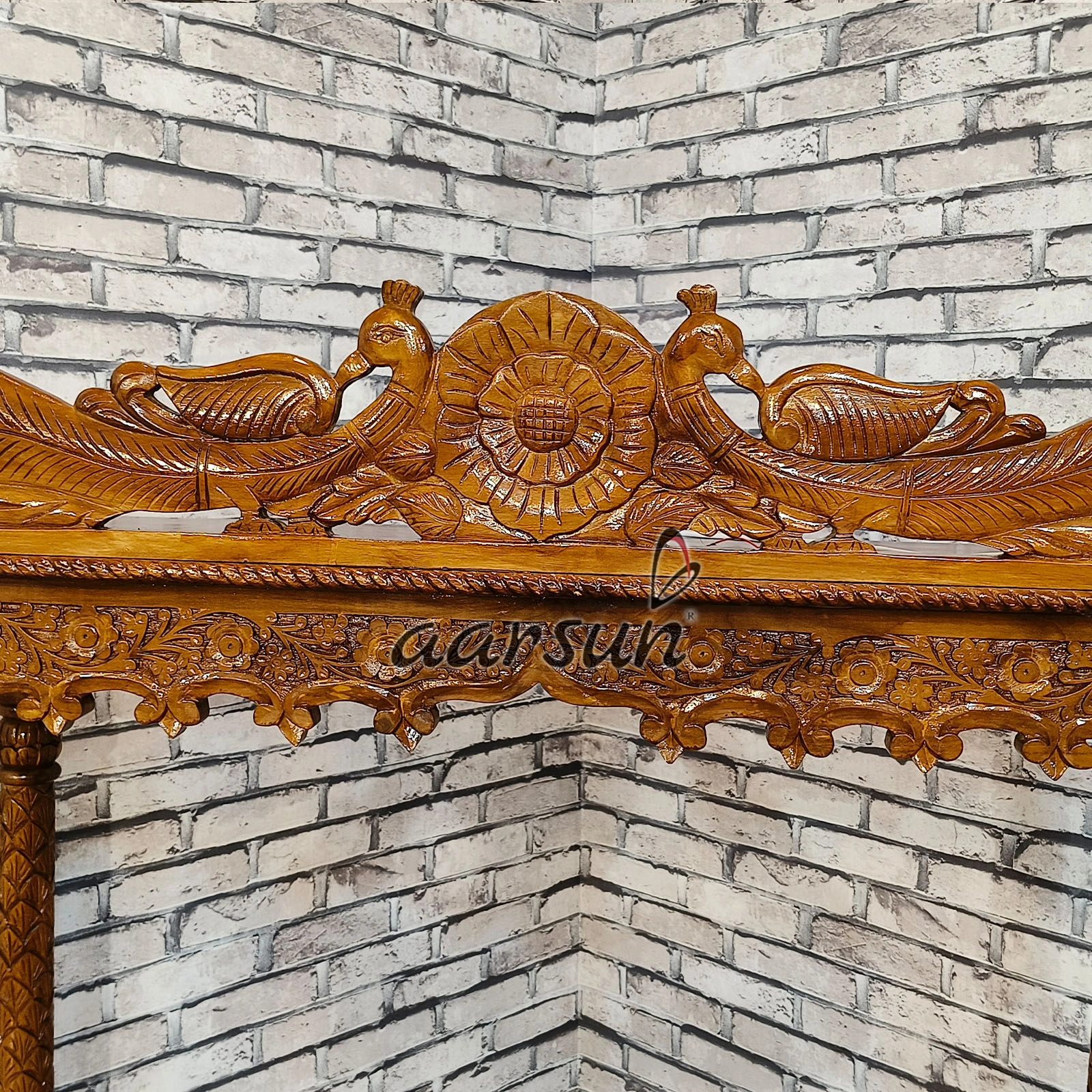 Open-Style Temple with 4 Pillars View 6